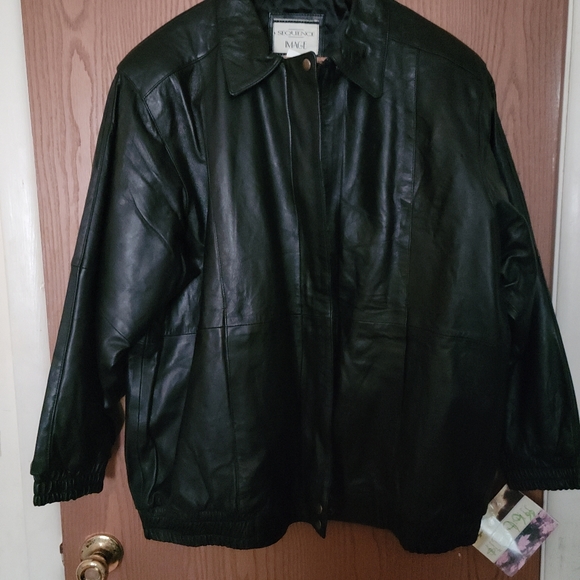 Mens leather jacket - Picture 4 of 6